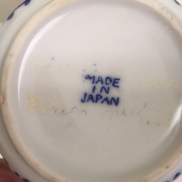 Vintage Sugar & Creamer (92 years old) - Picture 6 of 11